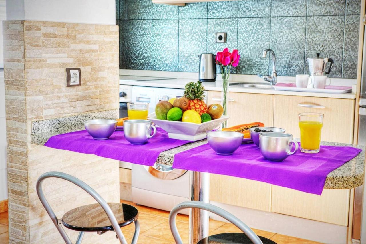 Elegant Villa In คอร์ราเลโฮ ภายนอก รูปภาพ