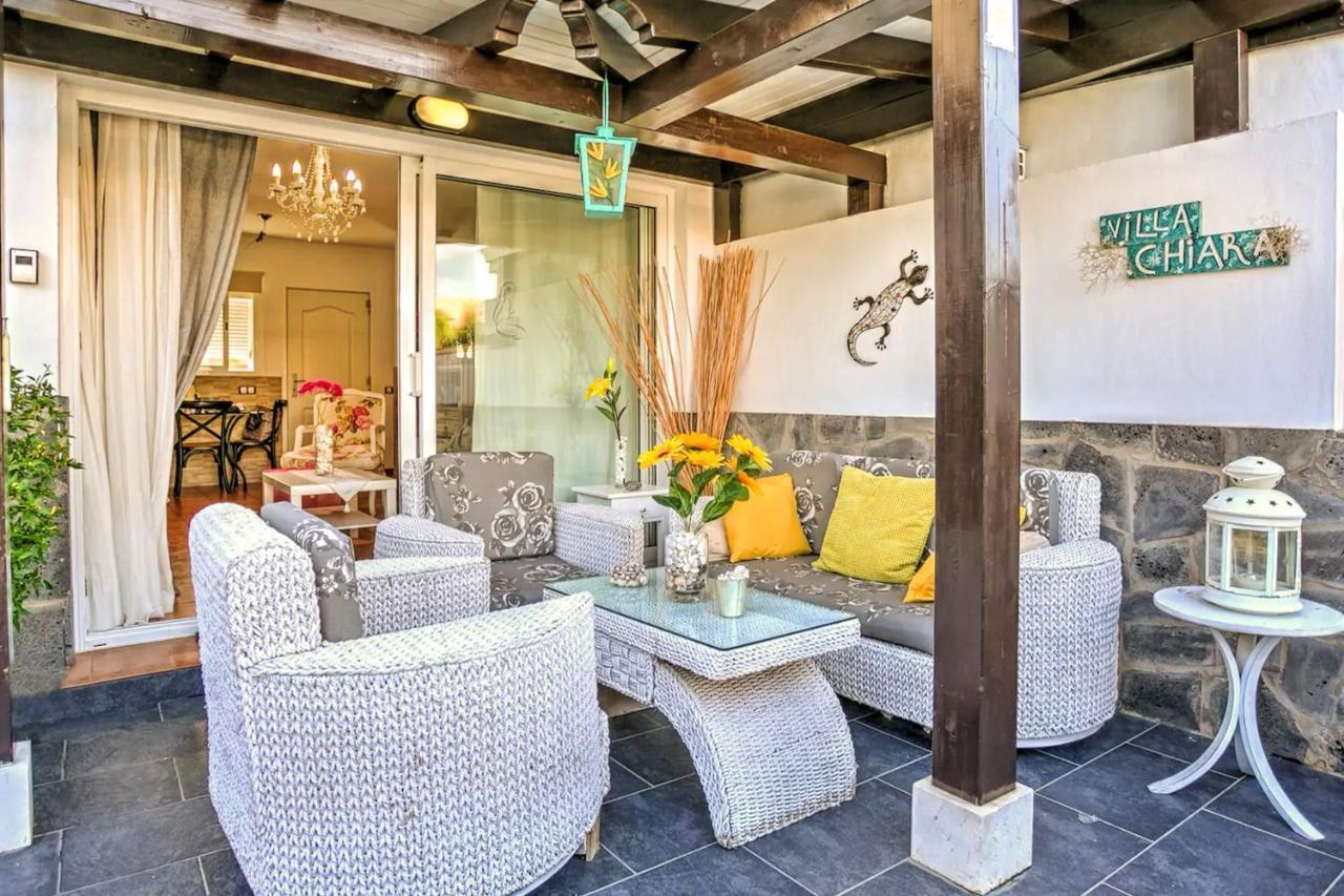 Elegant Villa In คอร์ราเลโฮ ภายนอก รูปภาพ